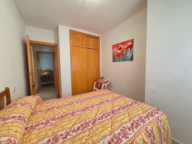 2 sovrum Lägenhet till salu i Avenida Habaneras - Curva de Palangre, Torrevieja - 110 000 € (Ref: 9902576)
