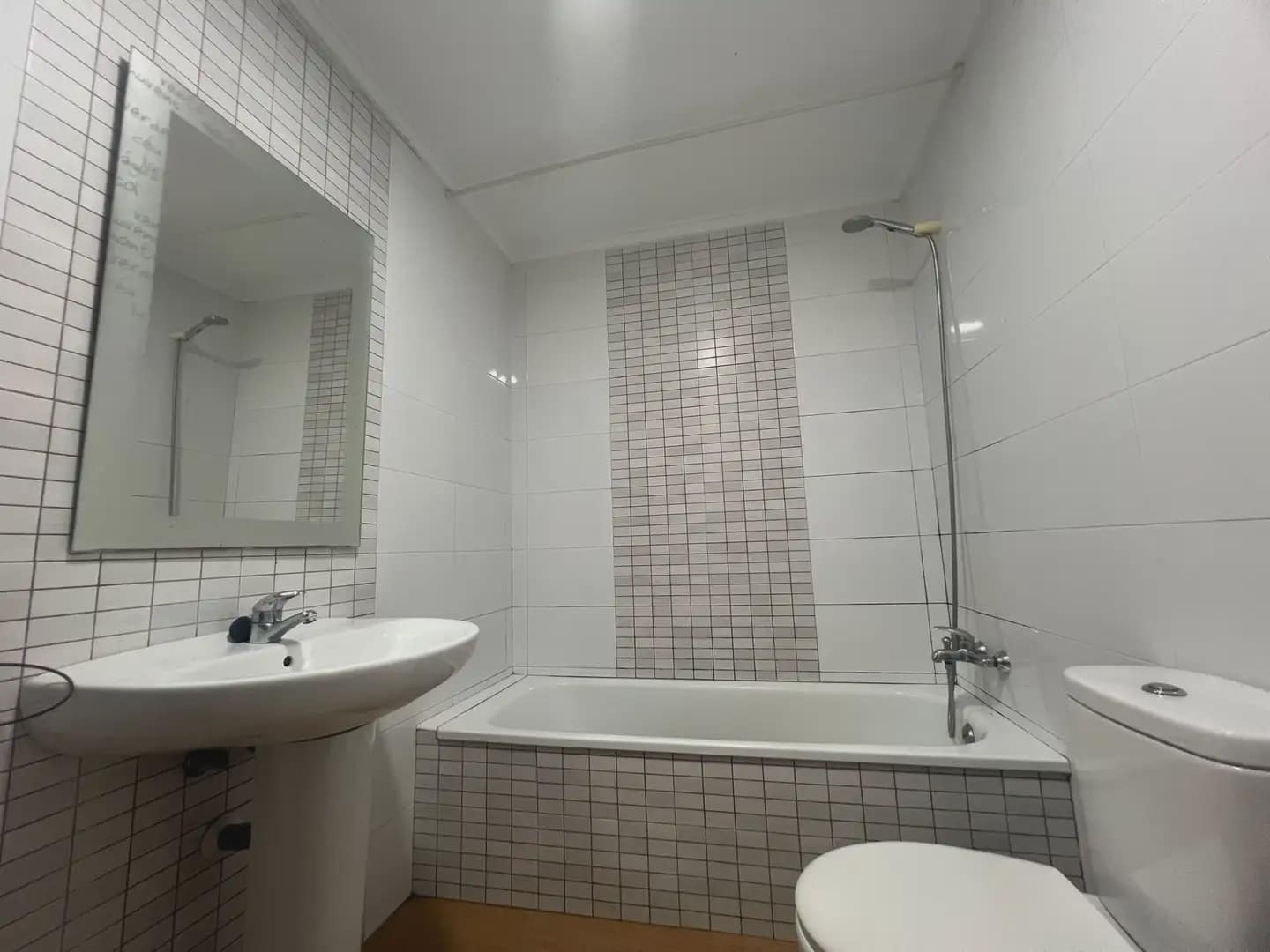 2 chambre Appartement à vendre à Torrevieja avec garage - 139 990 € (Ref: 9912267)