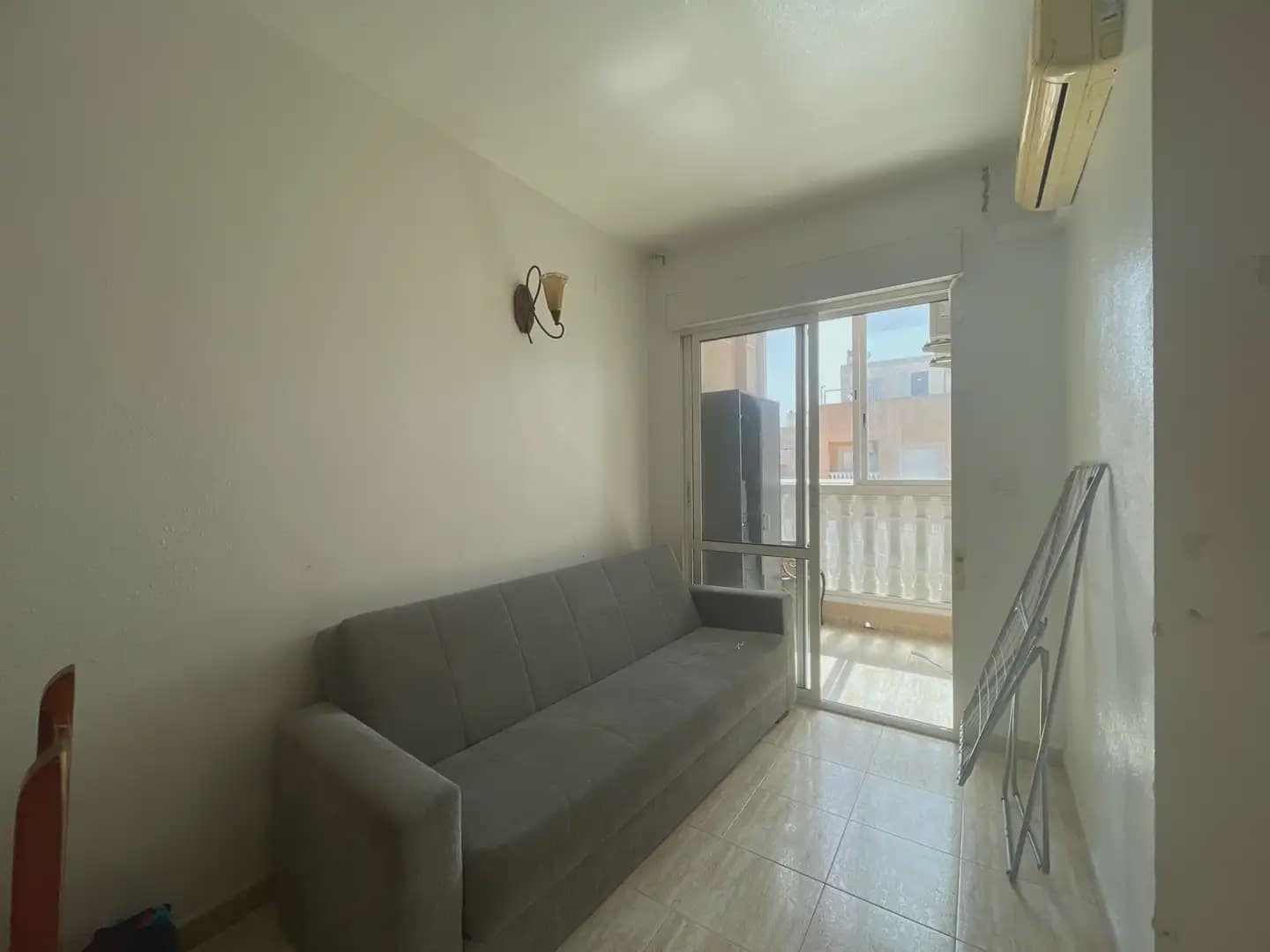 1 sypialnia Mieszkanie na sprzedaż w Torrevieja z basenem - 109 990 € (Ref: 9912269)