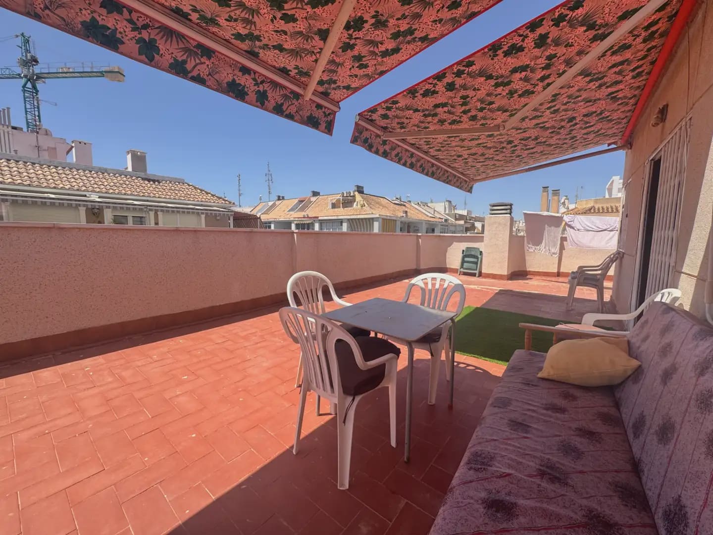 2 chambre Penthouse à vendre à Torrevieja - 168 000 € (Ref: 9919109)