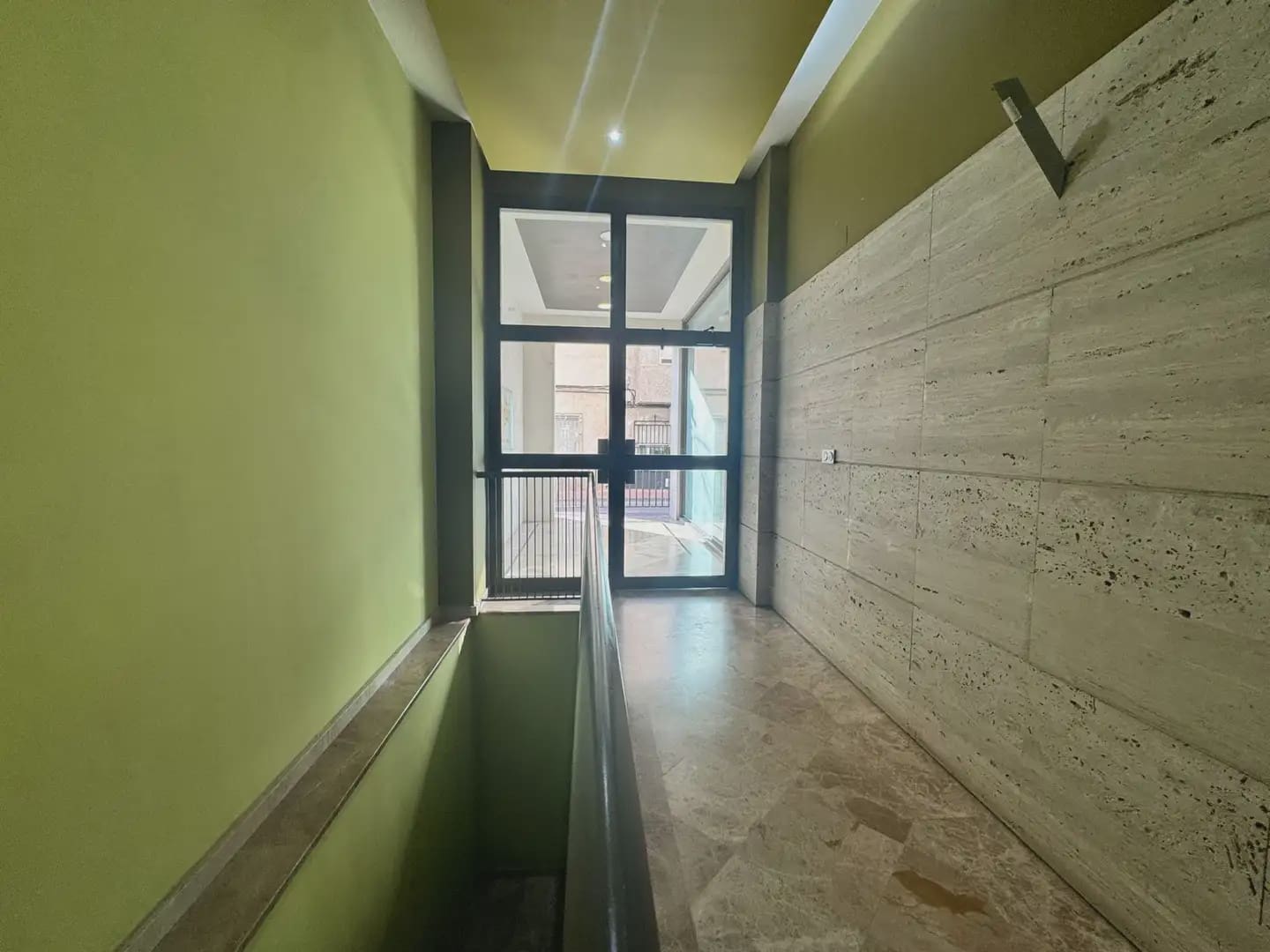 Piso de 3 habitaciones en Archena en venta con garaje - 155.000 € (Ref: 9932521)