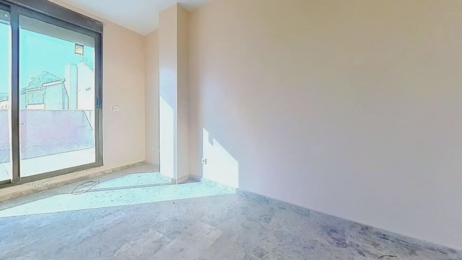 Piso de 3 habitaciones en Archena en venta con garaje - 155.000 € (Ref: 9932521)