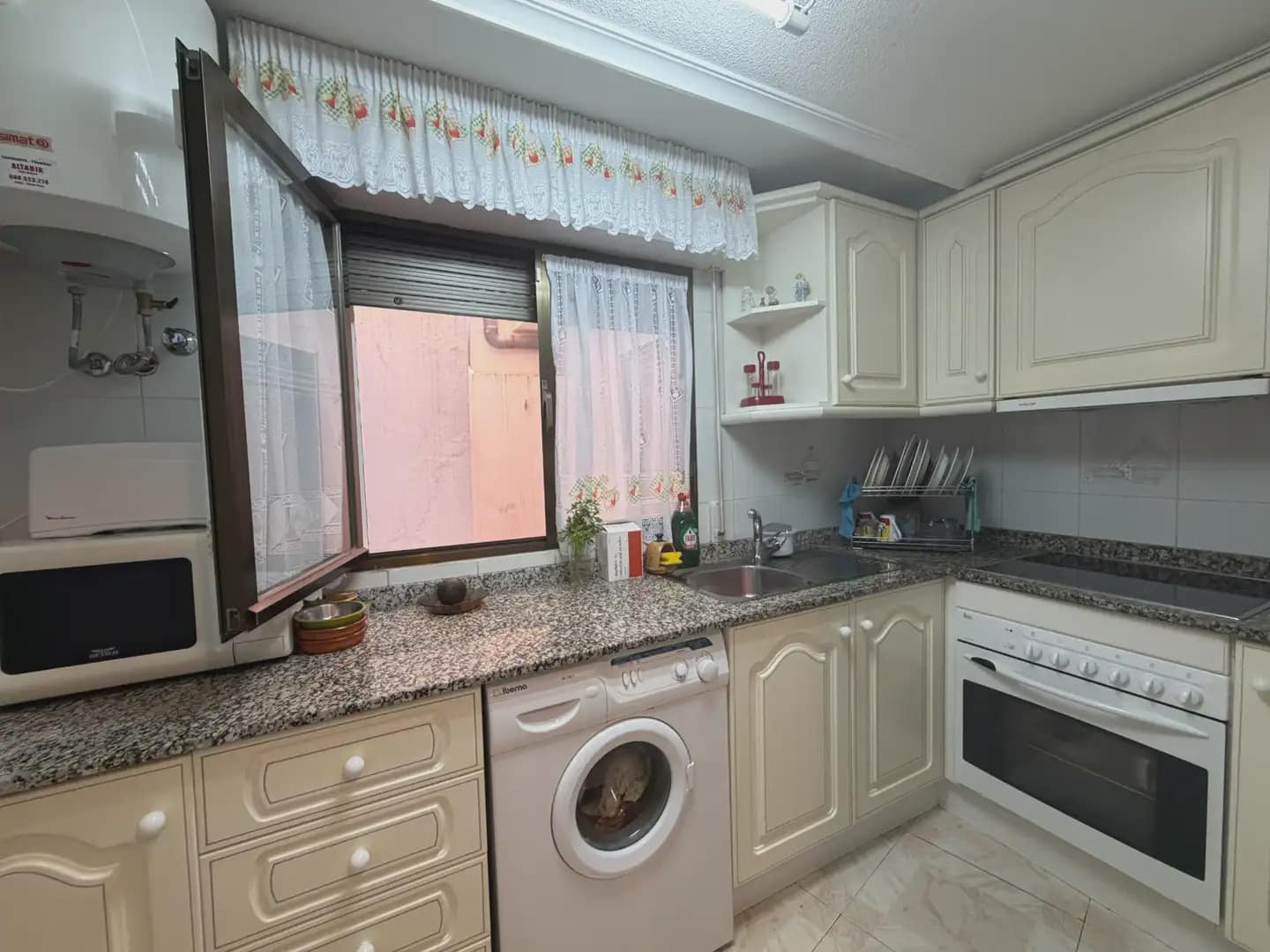 2 sypialnia Mieszkanie na sprzedaż w Santa Pola - 200 000 € (Ref: 9946764)