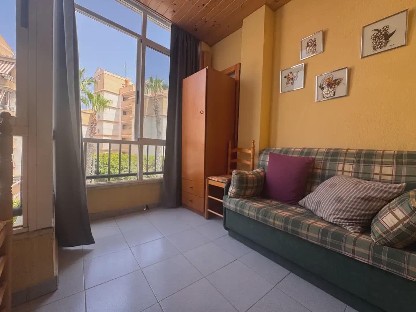 Studio til salgs i Torrevieja med svømmebasseng - € 87 000 (Ref: 9985353)