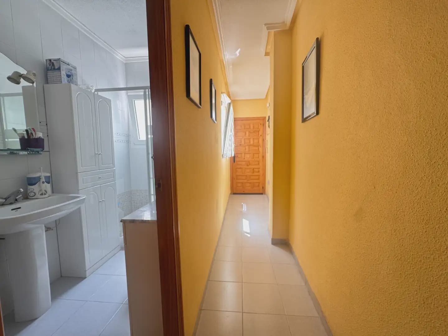 Studio til salgs i Torrevieja med svømmebasseng - € 87 000 (Ref: 9985353)