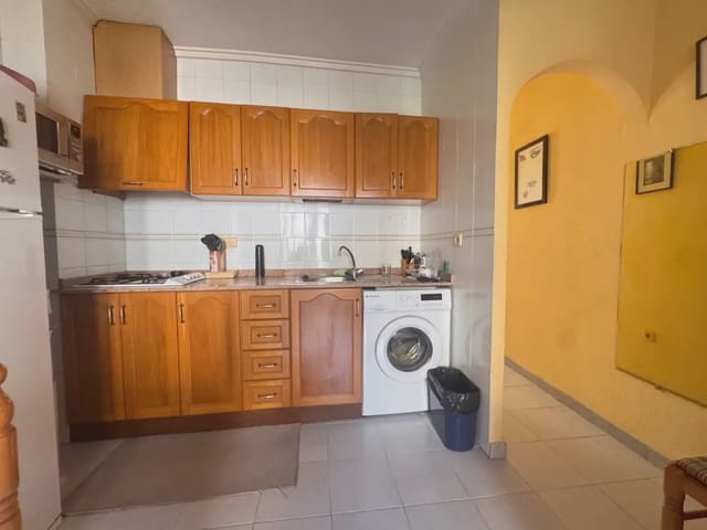 Studio til salg i Antonio Machado, Torrevieja med swimmingpool - € 87.000 (Ref: 9985353)