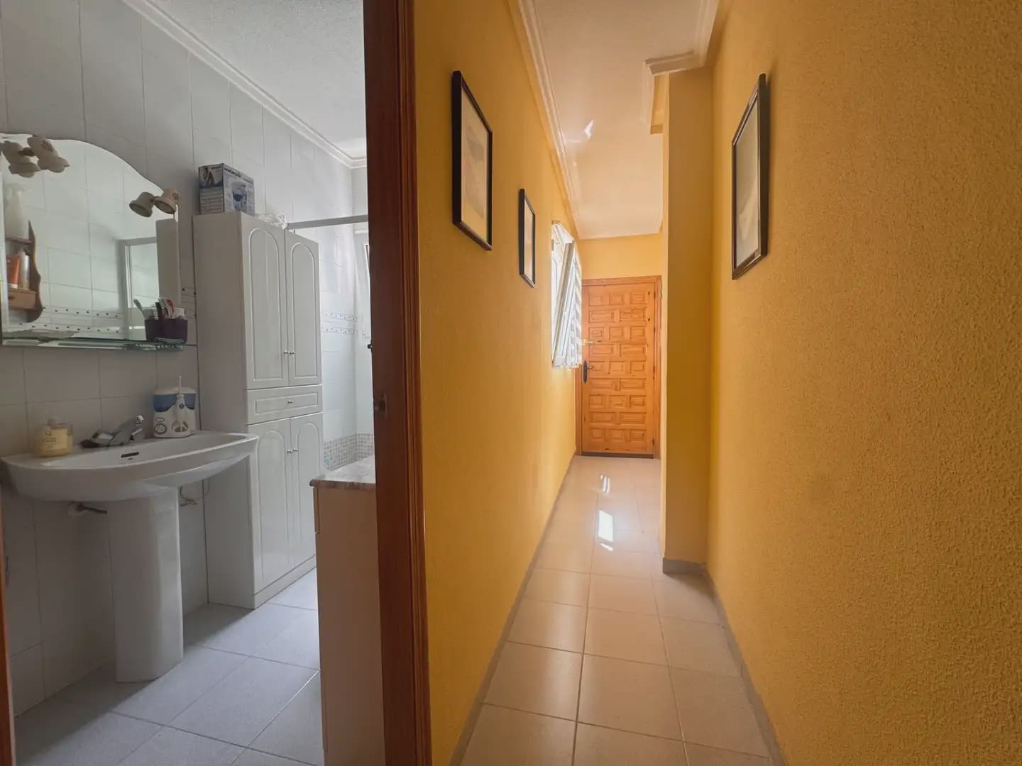 Studio til salgs i Torrevieja med svømmebasseng - € 87 000 (Ref: 9985353)