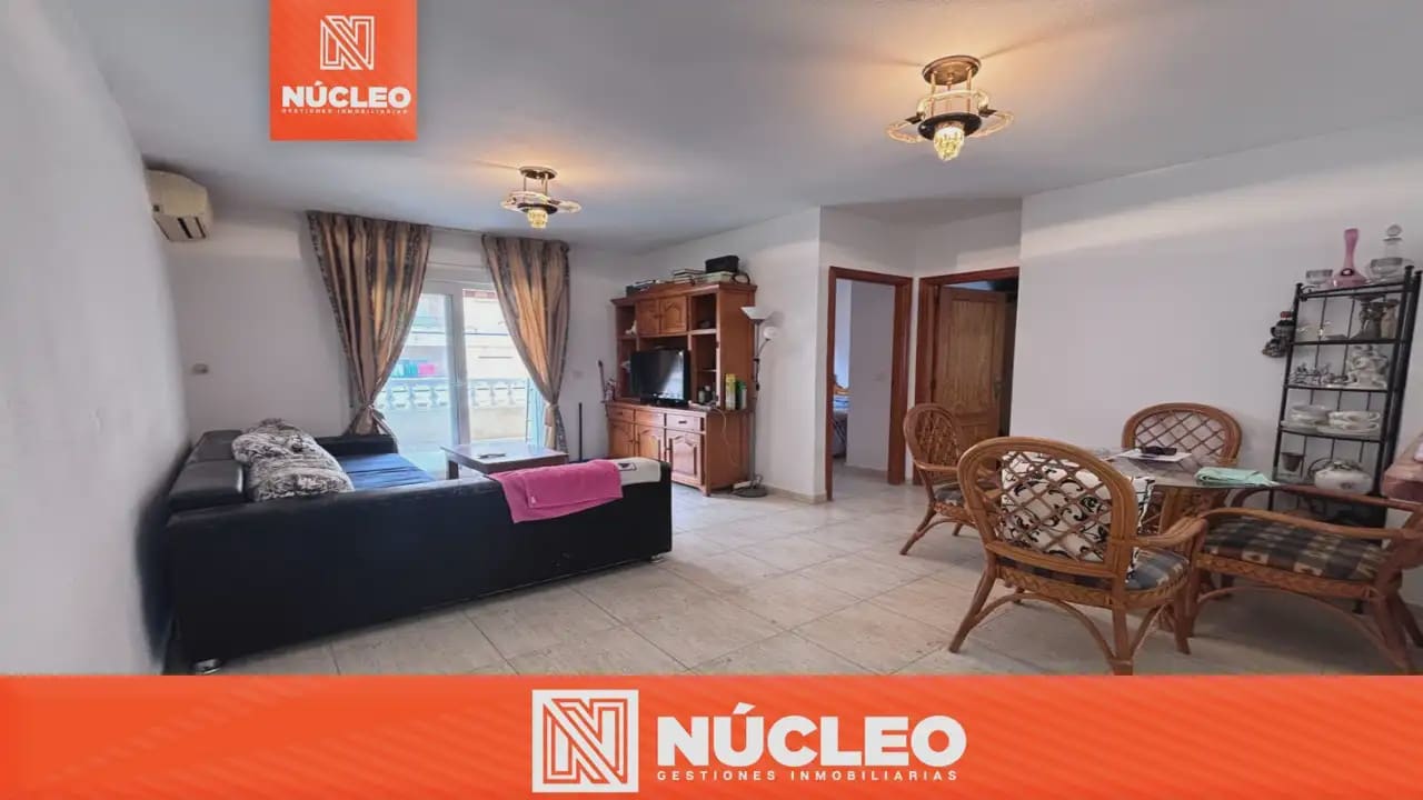 2 bedroom Flat for sale in Torrevieja with pool - € 135,000 (Ref: 9994578)