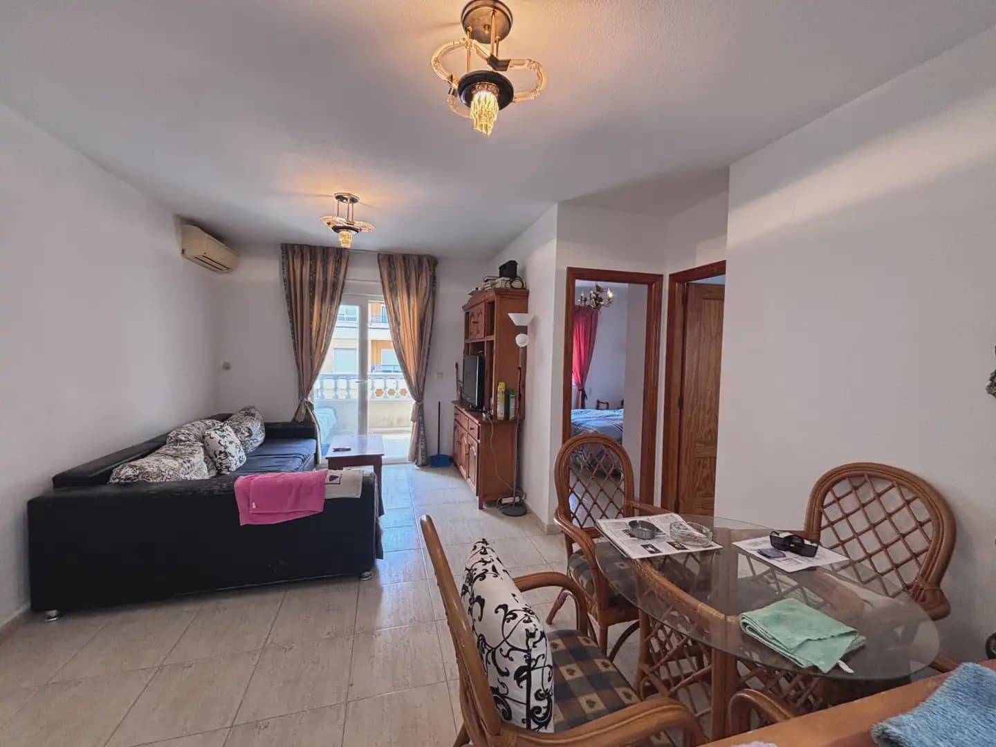 2 bedroom Flat for sale in Torrevieja with pool - € 135,000 (Ref: 9994578)