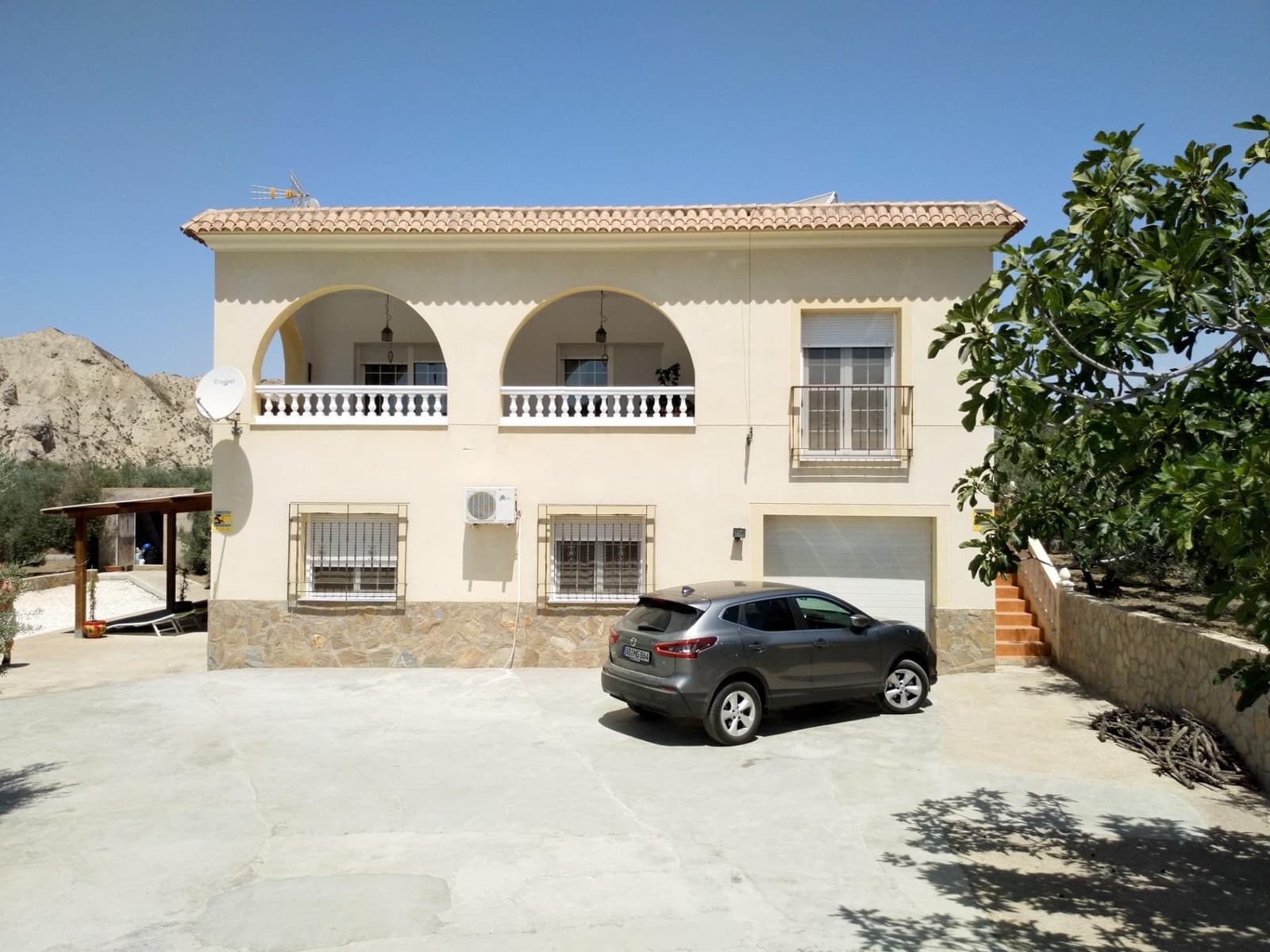 4 bedroom Villa for sale in Alsodux with pool - € 389,000 (Ref: 10009224)