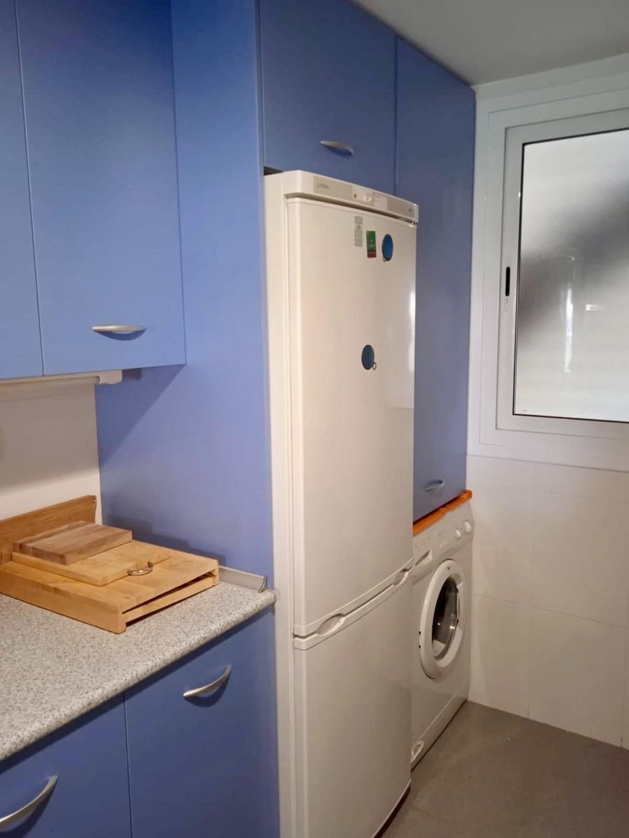 2 bedroom Apartment for sale in Roquetas de Mar with pool - € 229,000 (Ref: 10017626)