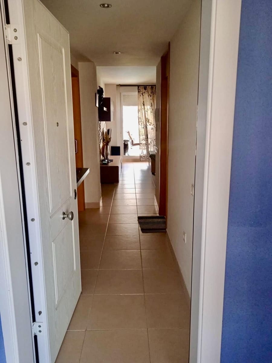 2 bedroom Apartment for sale in Roquetas de Mar with pool - € 229,000 (Ref: 10017626)