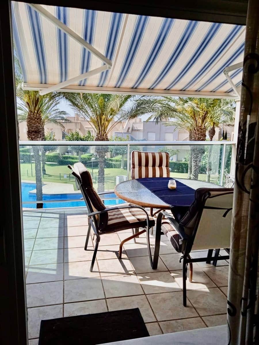 2 bedroom Apartment for sale in Roquetas de Mar with pool - € 229,000 (Ref: 10017626)