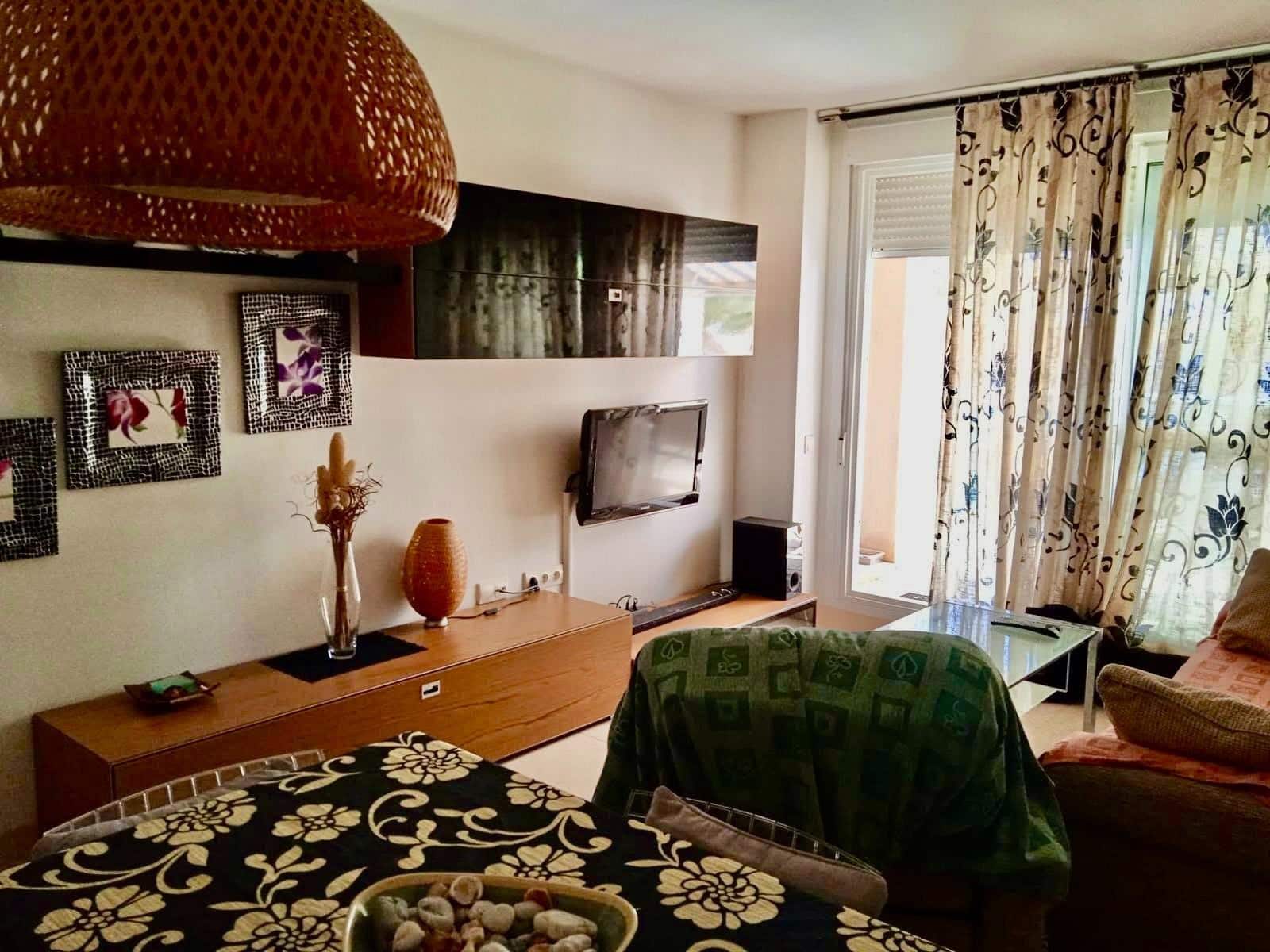 2 bedroom Apartment for sale in Roquetas de Mar with pool - € 229,000 (Ref: 10017626)
