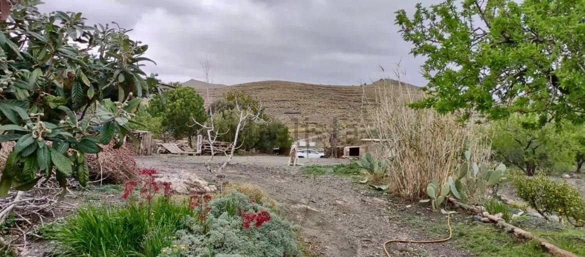 4 bedroom Finca/Country House for sale in Arroyo de Verdelecho - € 175,000 (Ref: 10018971)
