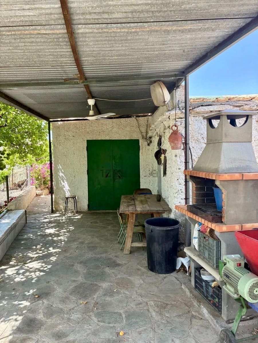 4 bedroom Finca/Country House for sale in Arroyo de Verdelecho - € 175,000 (Ref: 10018971)