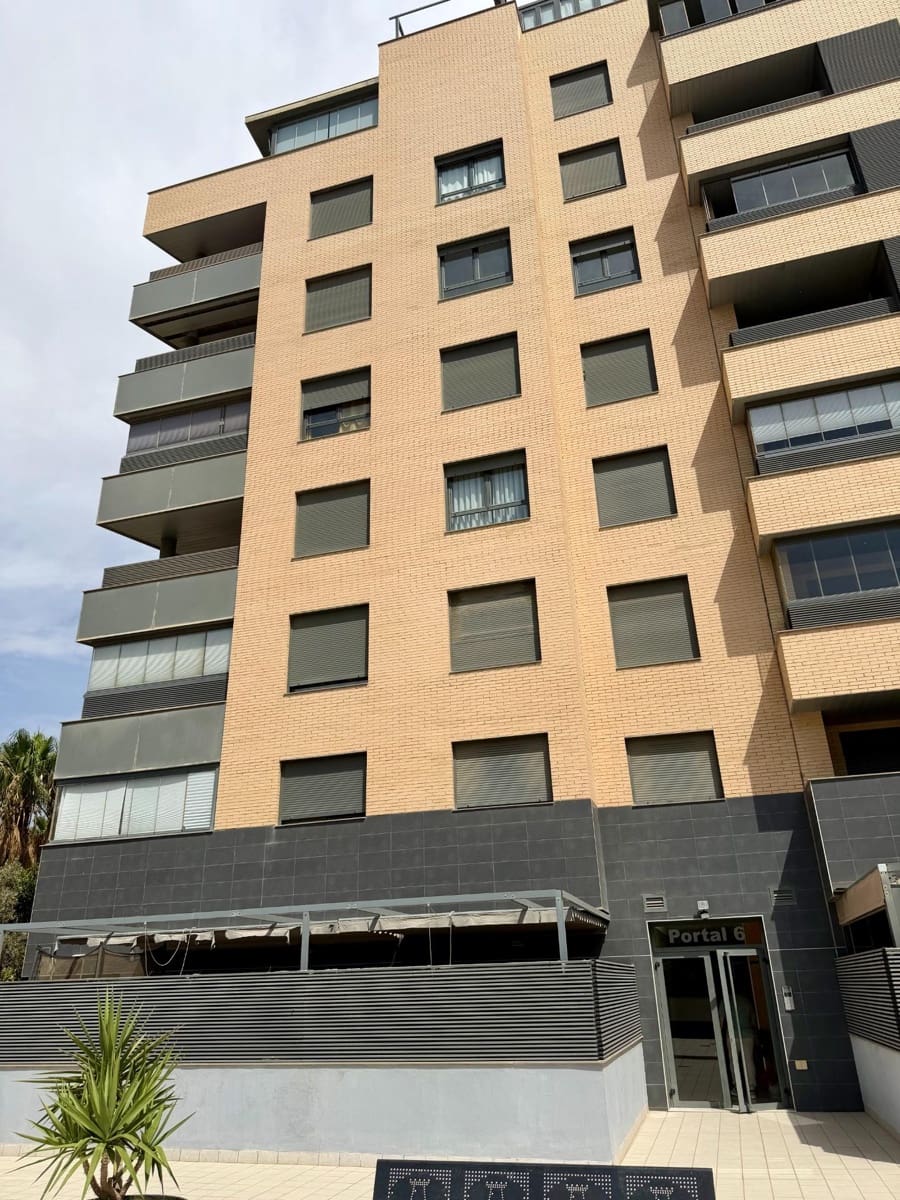1 sovrum Lägenhet till salu i Almeria stad med pool - 219 900 € (Ref: 10021042)