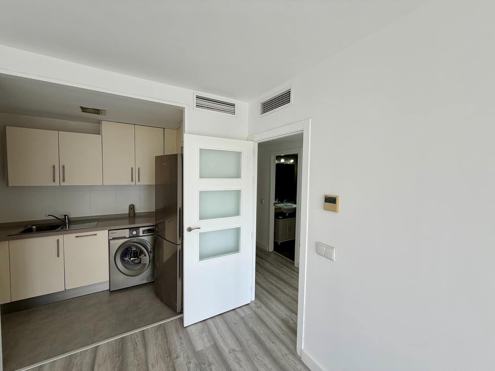 1 sovrum Lägenhet till salu i Almeria stad med pool - 219 900 € (Ref: 10021042)