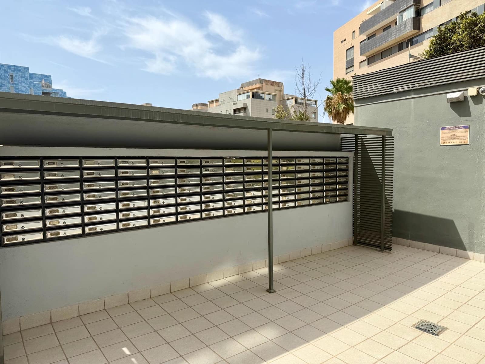 1 sovrum Lägenhet till salu i Almeria stad med pool - 219 900 € (Ref: 10021042)