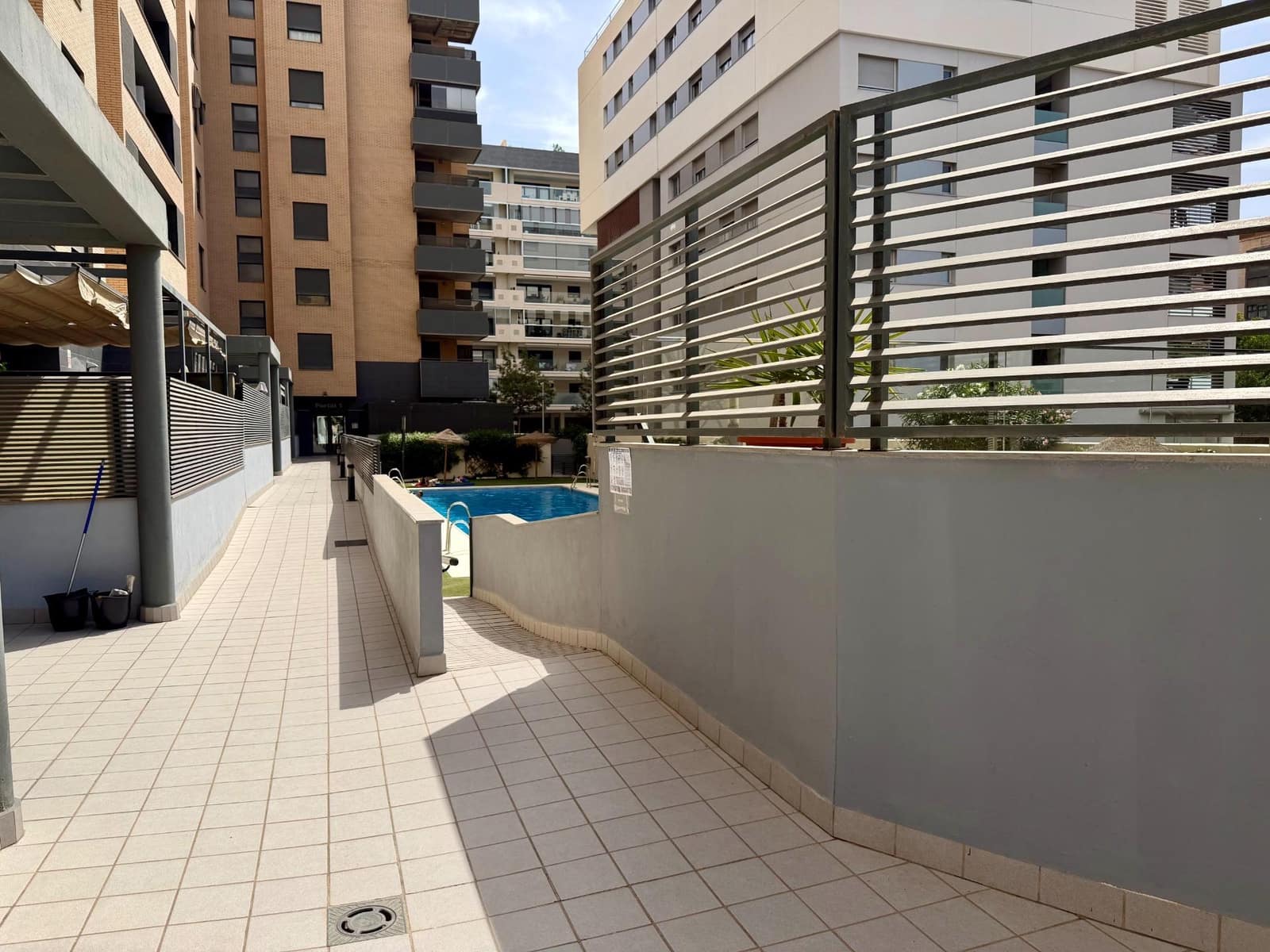 1 sovrum Lägenhet till salu i Almeria stad med pool - 219 900 € (Ref: 10021042)