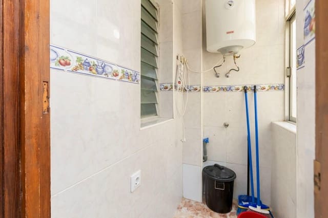 3 quarto Apartamento para venda em Almeria cidade - 95 000 € (Ref: 10021043)