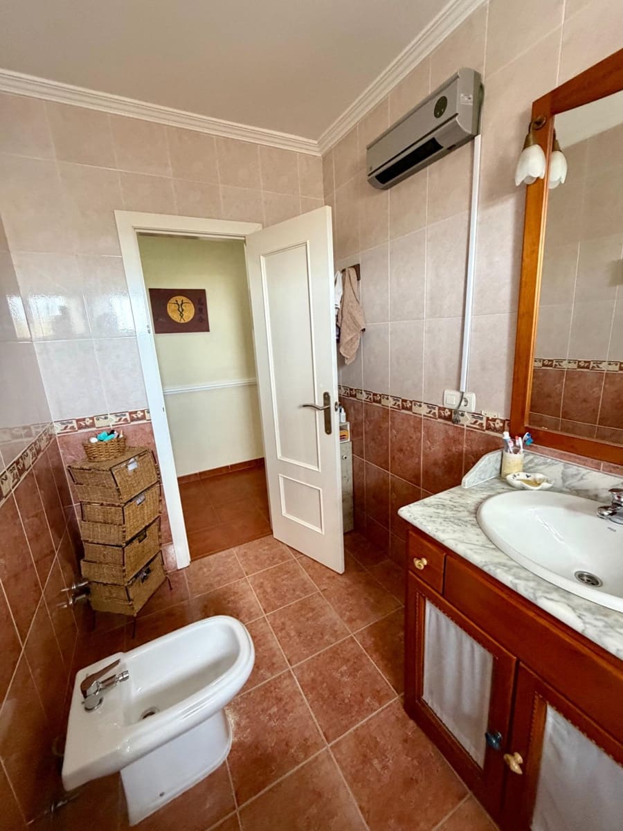 4 sovrum Semi-fristående Villa till salu i Aguadulce (Almeria) - 360 000 € (Ref: 10030689)
