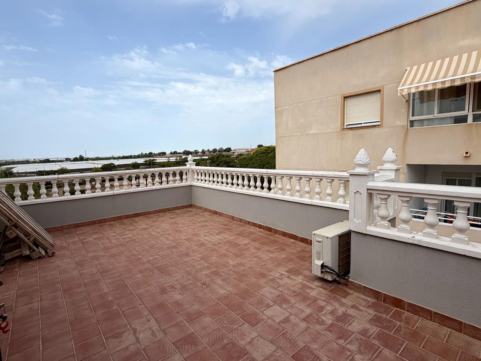 4 sovrum Semi-fristående Villa till salu i Aguadulce (Almeria) - 360 000 € (Ref: 10030689)