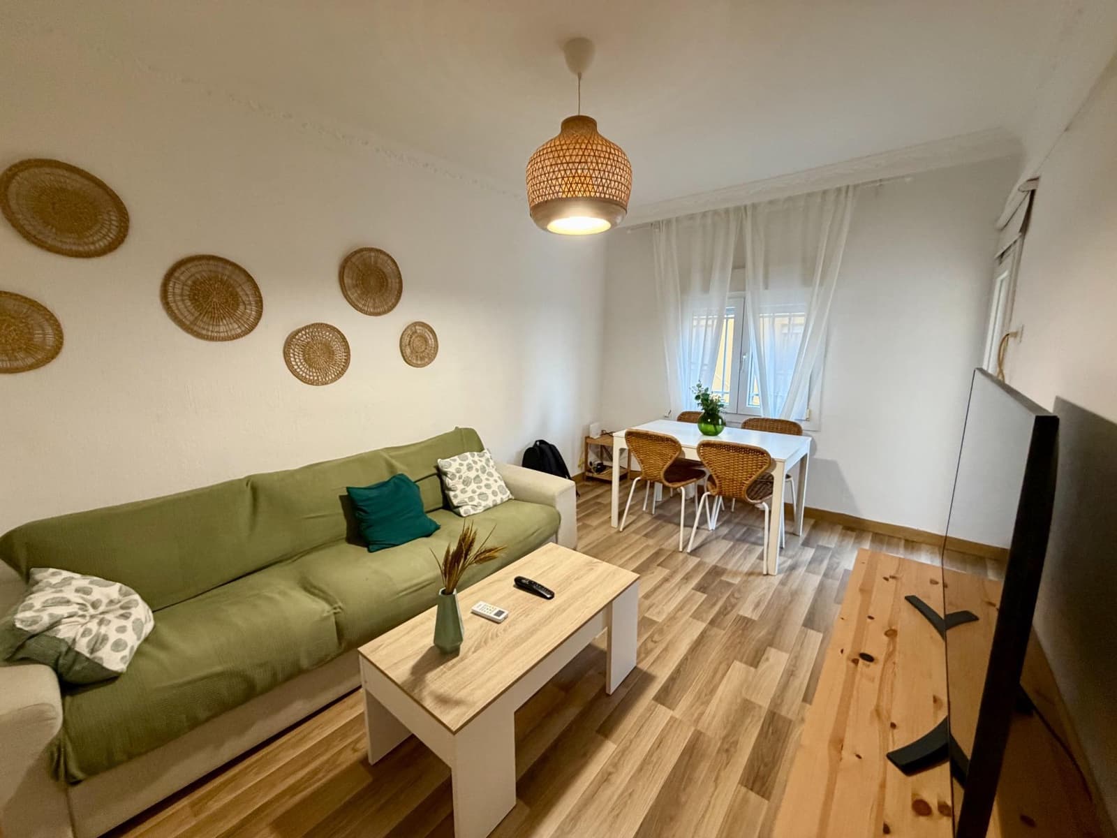 3 bedroom Flat for sale in Almeria city - € 150,000 (Ref: 10047480)