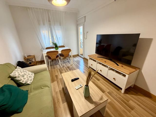 3 bedroom Flat for sale in Almería city - € 150,000 (Ref: 10047480)