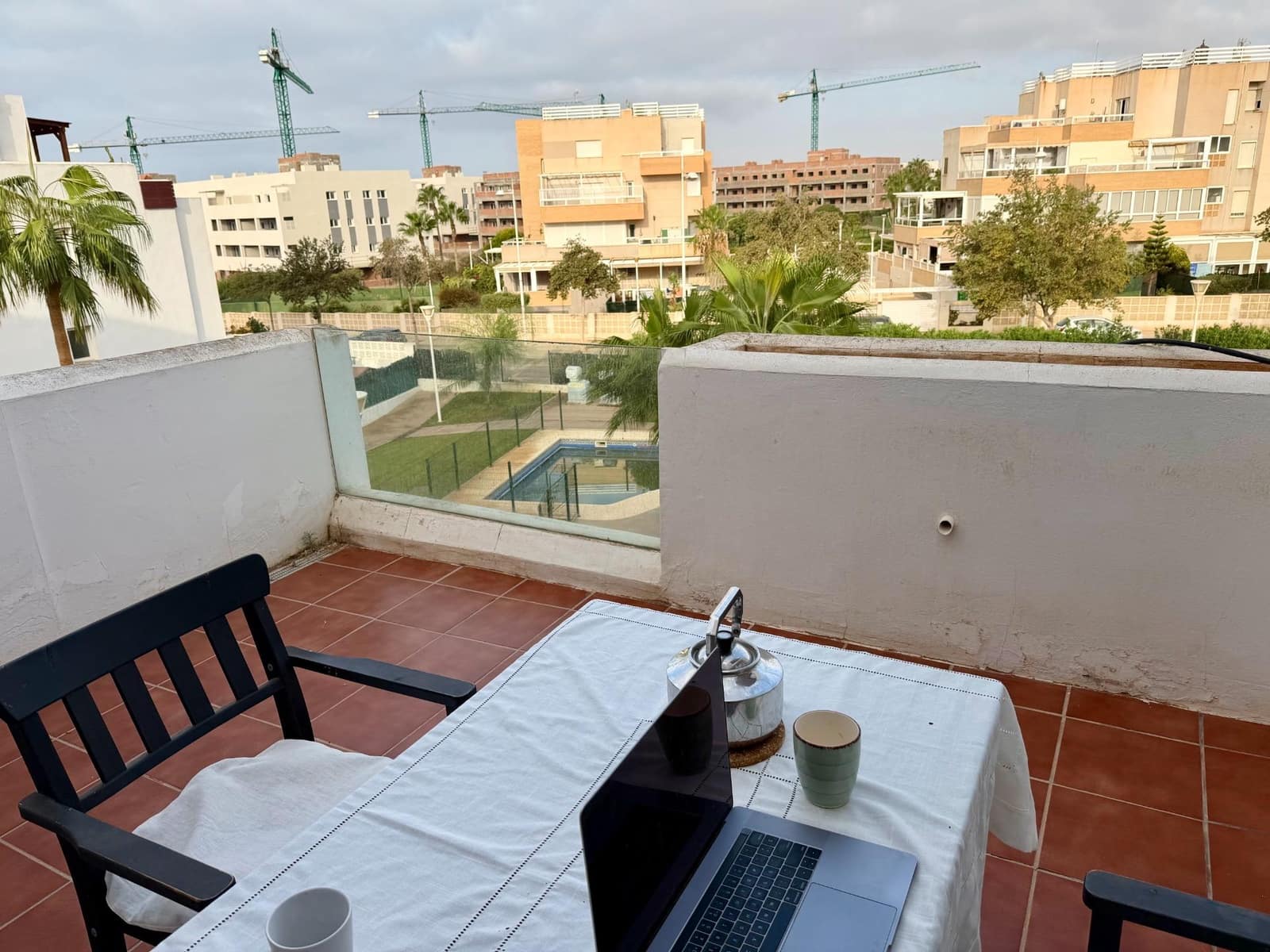 2 bedroom Apartment for sale in Almeria city with pool - € 330,000 (Ref: 10049513)