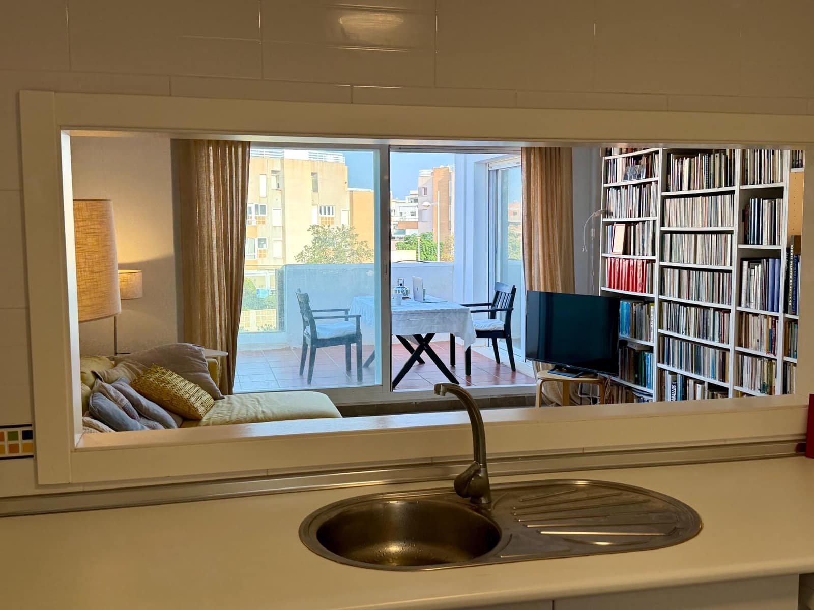 2 bedroom Apartment for sale in Almeria city with pool - € 330,000 (Ref: 10049513)