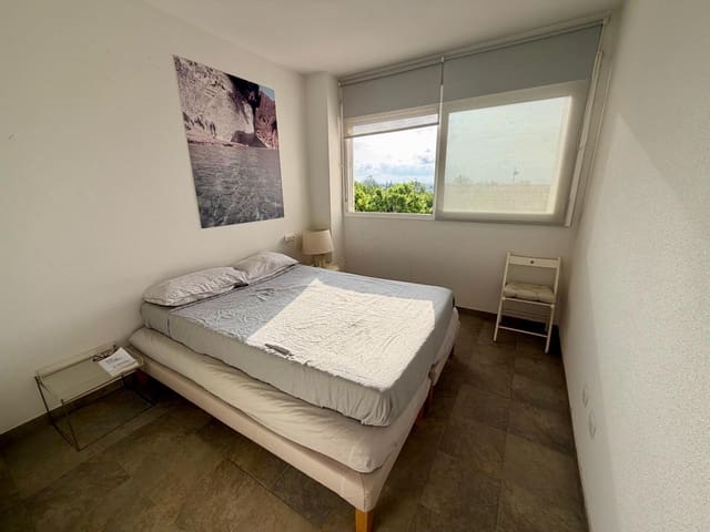 2 bedroom Apartment for sale in Retamar, Almería city with pool - € 330,000 (Ref: 10049513)