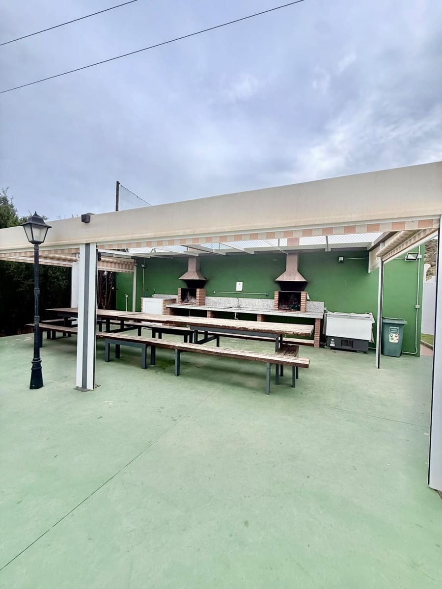2 soverom Leilighet til salgs i Enix med svømmebasseng - € 115 000 (Ref: 10076569)