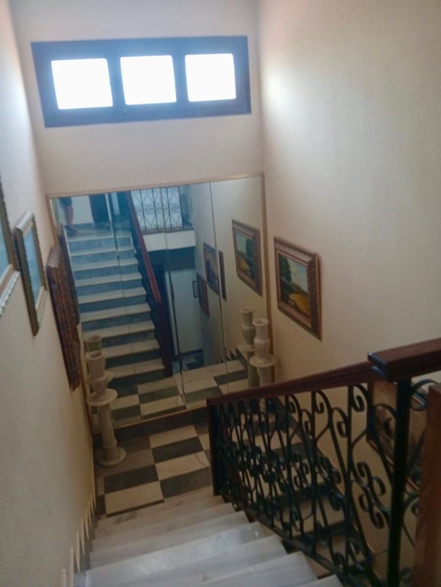 4 bedroom Villa for sale in Puerto del Rey - € 630,000 (Ref: 10102779)