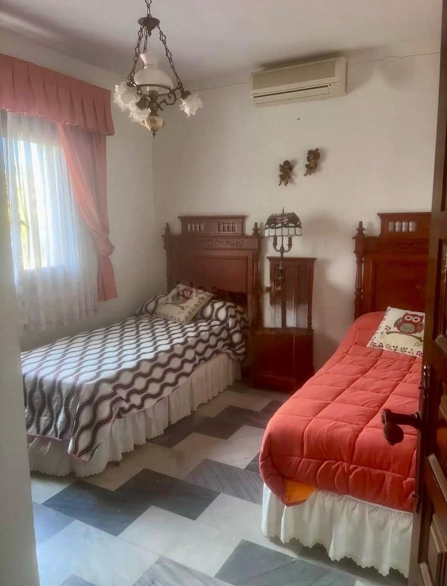 4 bedroom Villa for sale in Puerto del Rey - € 630,000 (Ref: 10102779)