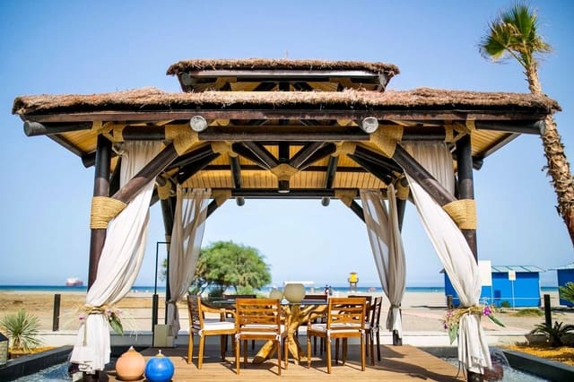 4 bedroom Villa for sale in Puerto del Rey, Vera - € 630,000 (Ref: 10102779)