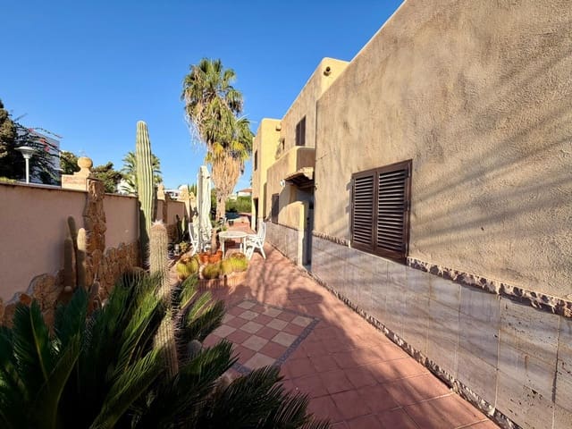 4 makuuhuone Huvila myytävänä paikassa Puerto del Rey, Vera - 630 000 € (Ref: 10102779)