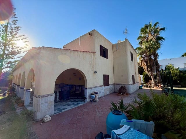 4 makuuhuone Huvila myytävänä paikassa Puerto del Rey, Vera - 630 000 € (Ref: 10102779)