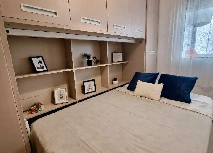 Piso de 3 habitaciones en Almería ciudad en venta - 123.000 € (Ref: 10111786)