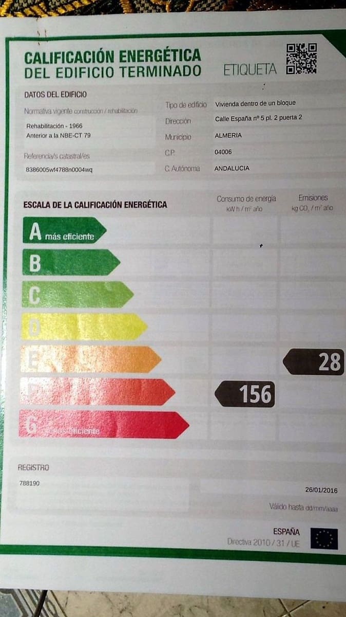Piso de 3 habitaciones en Almería ciudad en venta - 123.000 € (Ref: 10111786)