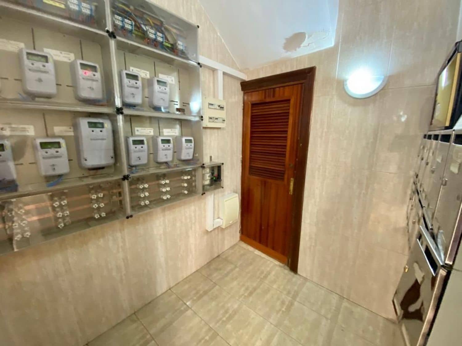 Piso de 3 habitaciones en Almería ciudad en venta - 123.000 € (Ref: 10111786)