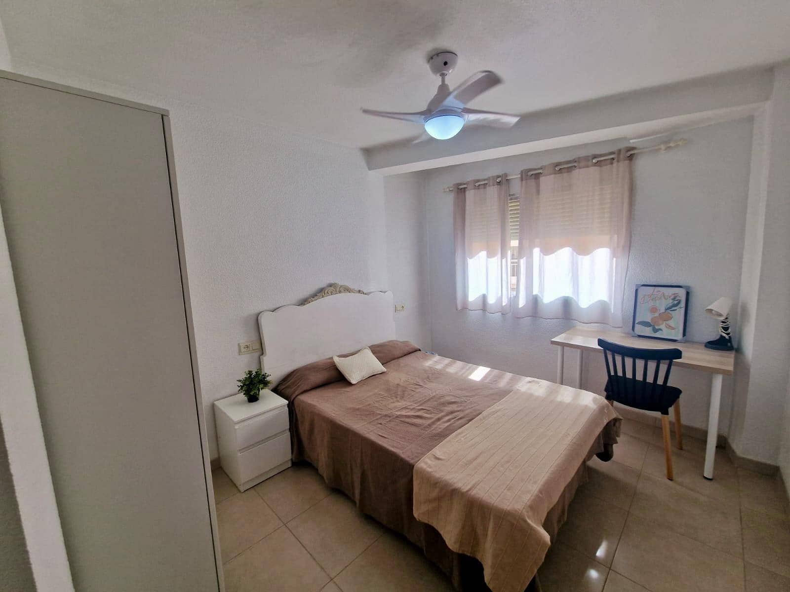 Piso de 3 habitaciones en Almería ciudad en venta - 123.000 € (Ref: 10111786)