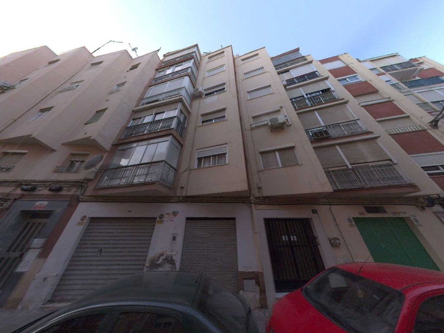 Piso de 3 habitaciones en Almería ciudad en venta - 123.000 € (Ref: 10111786)