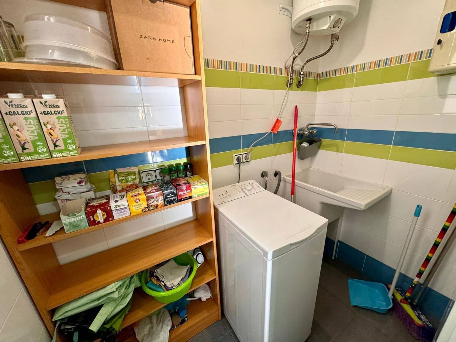 3 bedroom Flat for sale in Almeria city - € 249,000 (Ref: 10130061)