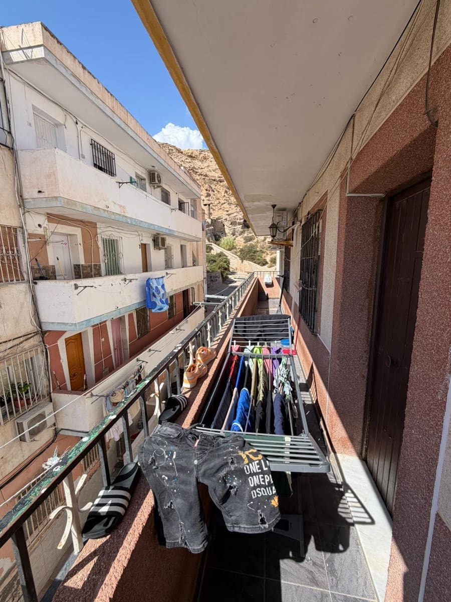 3 quarto Apartamento para venda em Almeria cidade - 64 500 € (Ref: 10133431)
