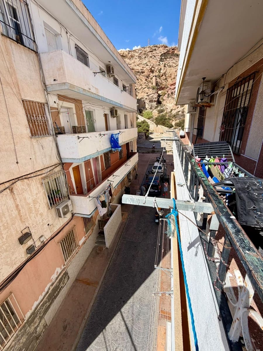 3 quarto Apartamento para venda em Almeria cidade - 64 500 € (Ref: 10133431)