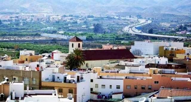 Casa Cueva de 9 habitaciones en Viator en venta - 56.000 € (Ref: 10174663)