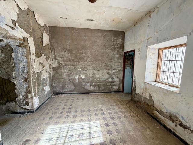 Casa Cueva de 9 habitaciones en Viator en venta - 56.000 € (Ref: 10174663)