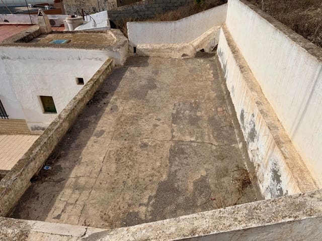 Casa Cueva de 9 habitaciones en Viator en venta - 56.000 € (Ref: 10174663)