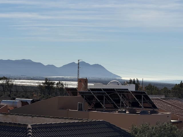 6 bedroom Villa for sale in Retamar, Almería city with pool garage - € 630,000 (Ref: 10177356)
